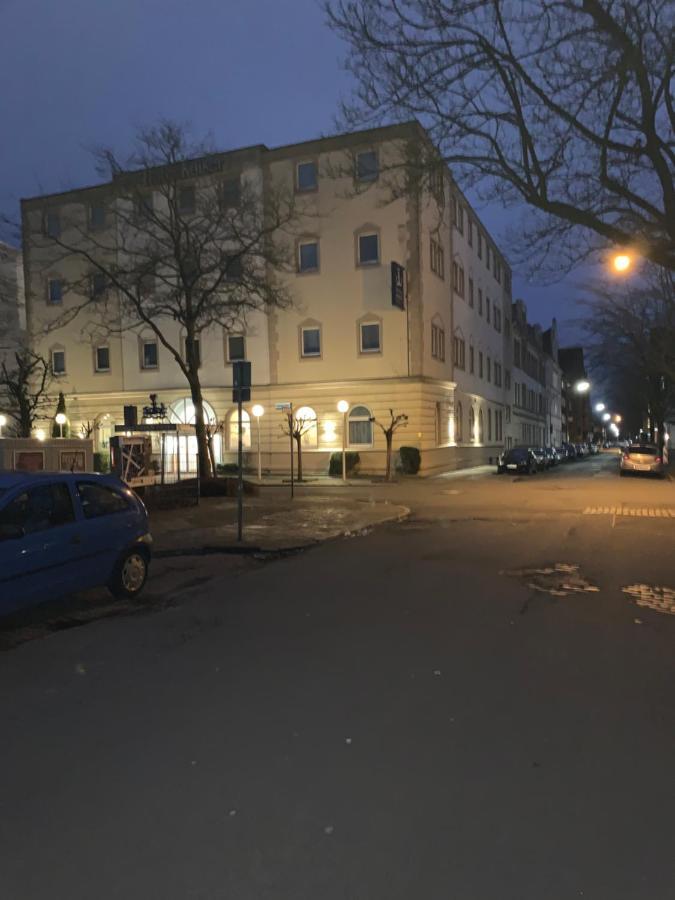 Sudstadt-Fewo Mit Grossem Balkon Nahe City Und Meer - Uber Den Dachern Von Whv Wilhelmshaven Buitenkant foto