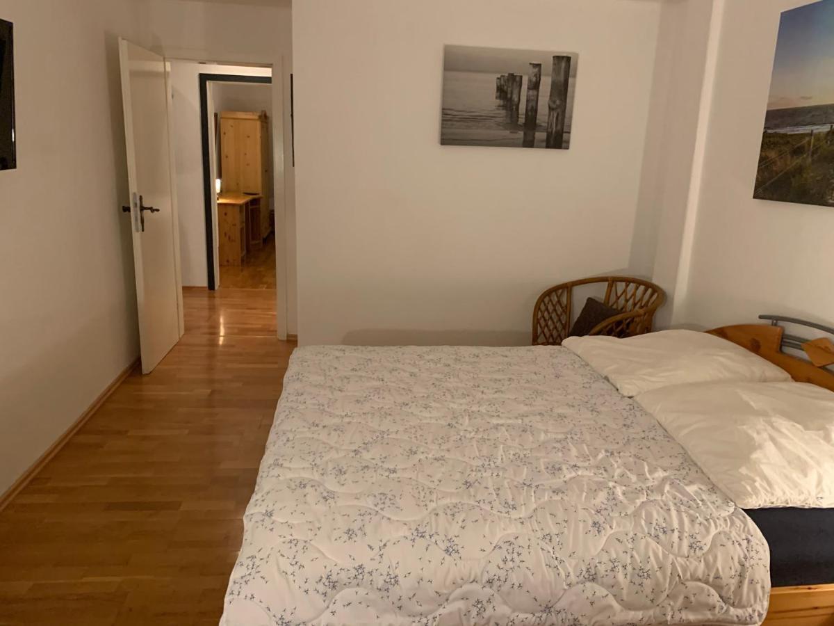 Sudstadt-Fewo Mit Grossem Balkon Nahe City Und Meer - Uber Den Dachern Von Whv Wilhelmshaven Buitenkant foto