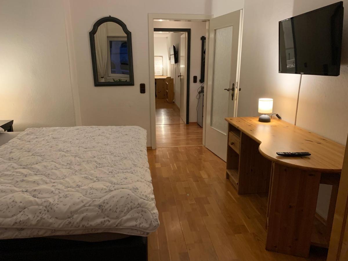 Sudstadt-Fewo Mit Grossem Balkon Nahe City Und Meer - Uber Den Dachern Von Whv Wilhelmshaven Buitenkant foto